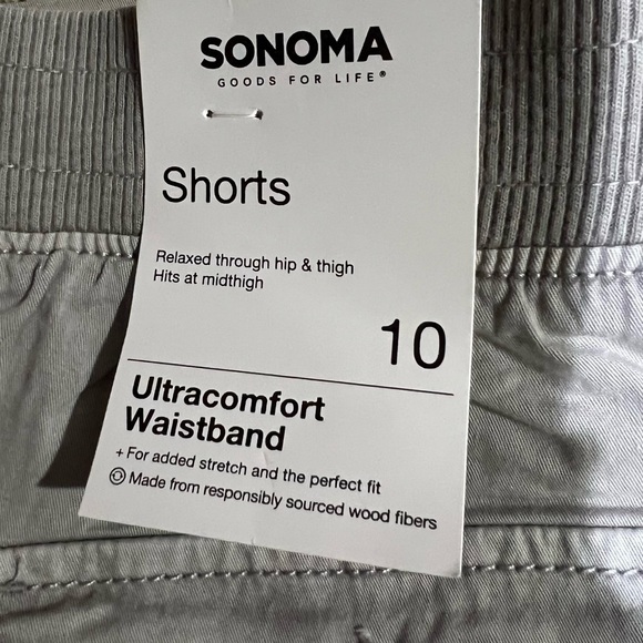 🎉HP🎉 Women’s Sonoma Comfort Waist 5” Utility Shorts in Light Gray - Picture 4 of 4